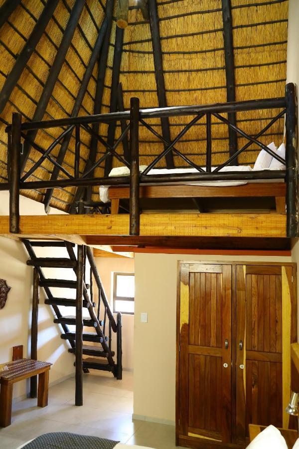 Cest Si Bon Hotel Otjiwarongo Exterior foto